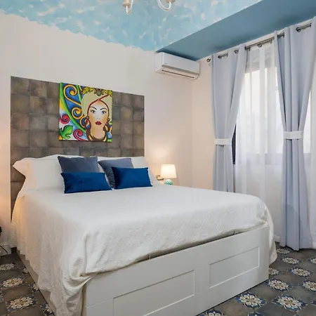A Ugghia- I Mori Apartment